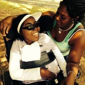 Meet your Posher, Azenia